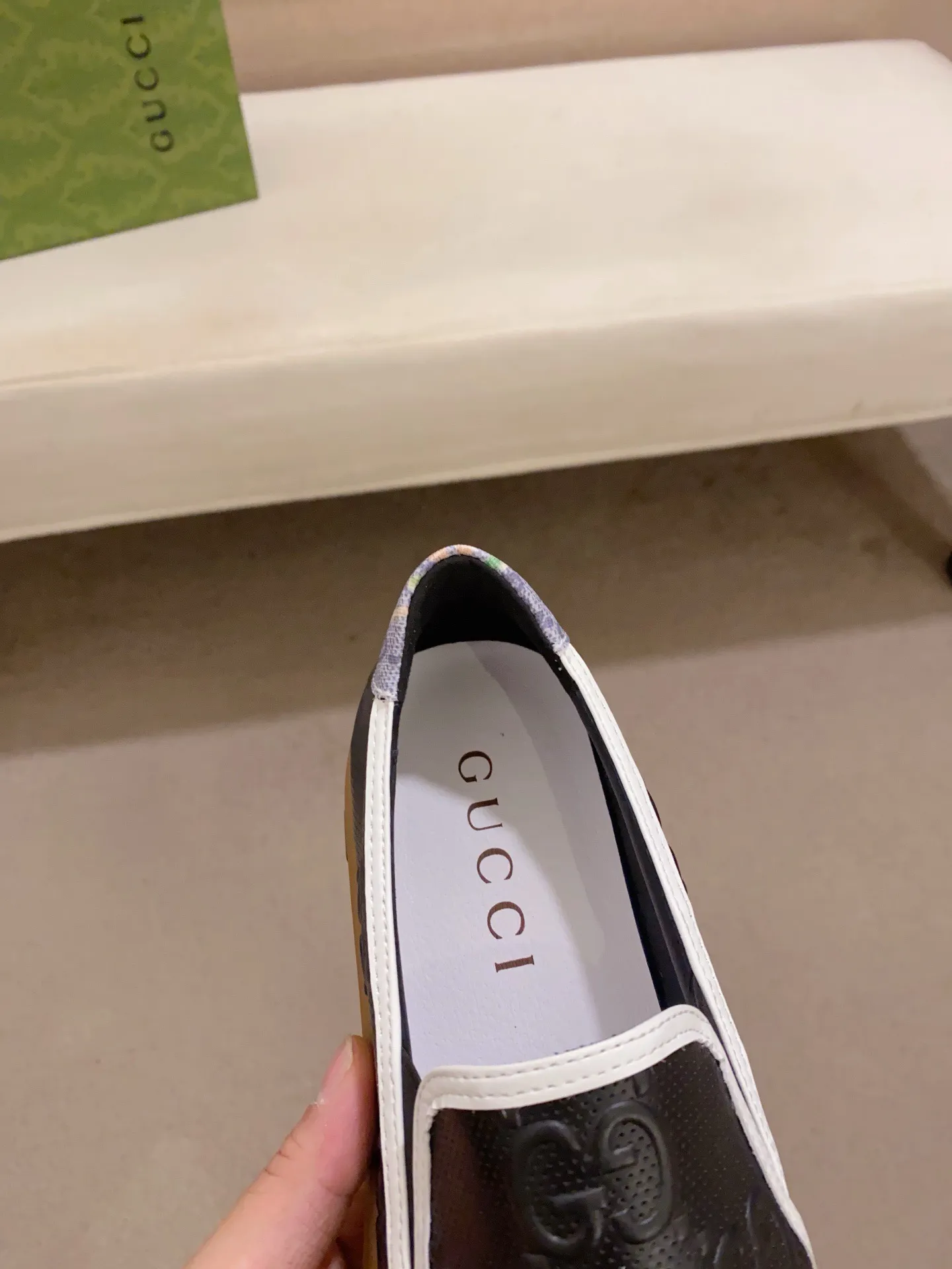 Men's clothing and shoes💰 440💰🇮🇹🇮🇹GUCCI (Gucci) top 🔍🔍 spring and summer models are on sale at the same time, the upper 🇮🇹 imported Italian first-layer cowhide, fully imported sheepskin lining 💪💪, completely 1⃣️compared 1⃣️Reproduction🇮🇹💪💪, ⚠Sole: The original sole is specially provided by the original factory, the exclusive movable molded sole is super comfortable, ⚠Original factory follow-up goods, 🔍🔍high quality, you can enter and leave the counter at will, welcome to compare⚠. Code number:38-44